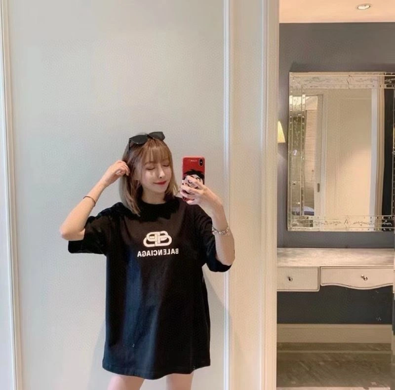 Durable Balenciaga T-Shirts 98046
