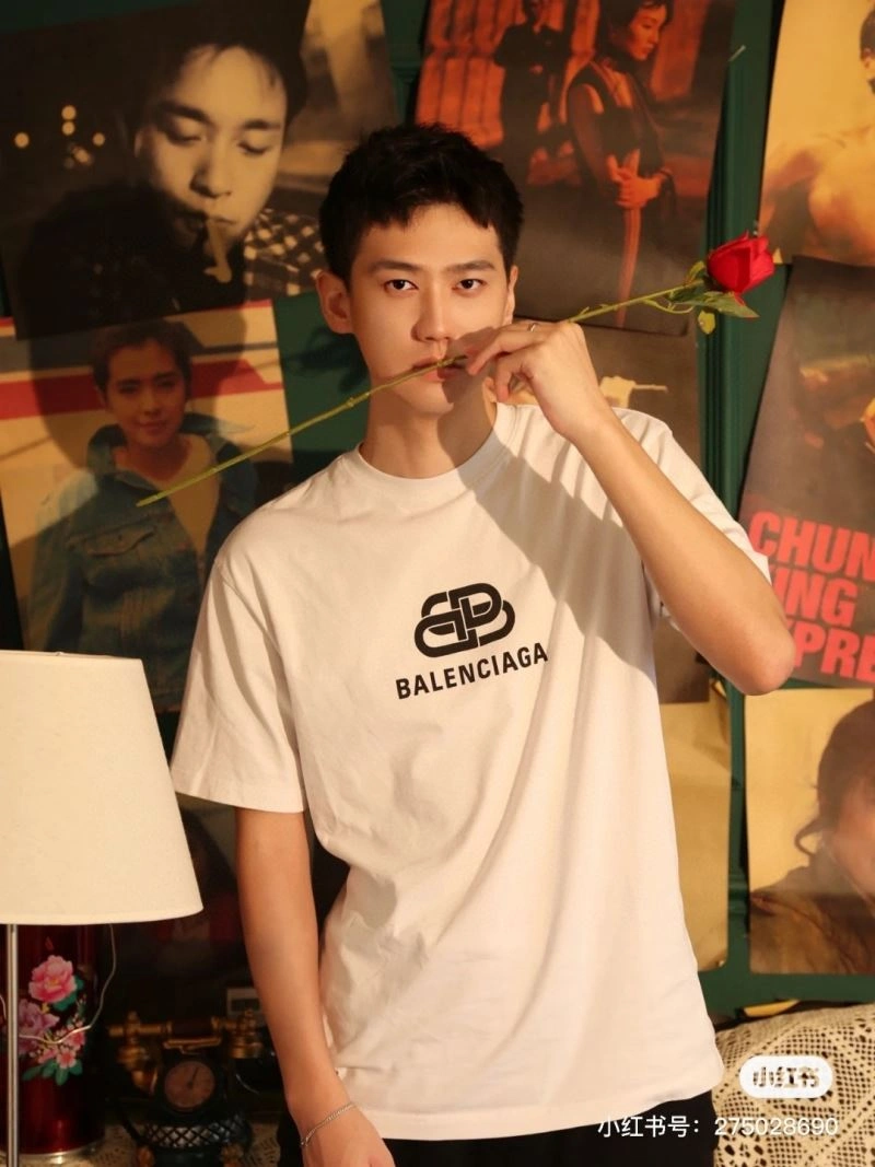 Durable Balenciaga T-Shirts 98046