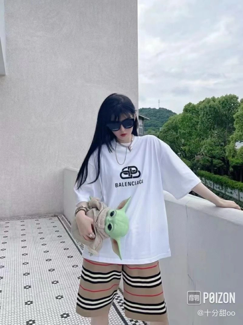 Durable Balenciaga T-Shirts 98046