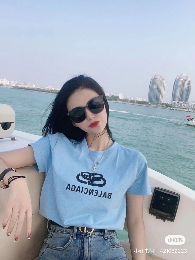 Durable Balenciaga T-Shirts 98046
