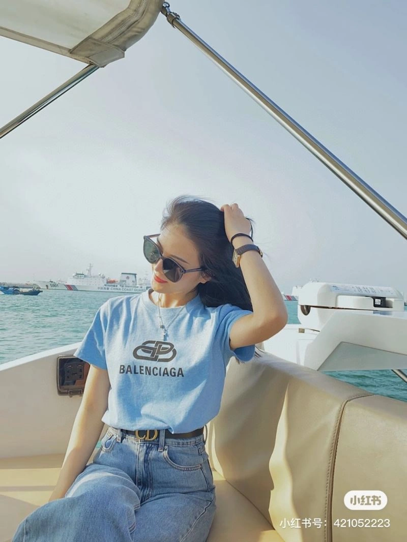 Durable Balenciaga T-Shirts 98046