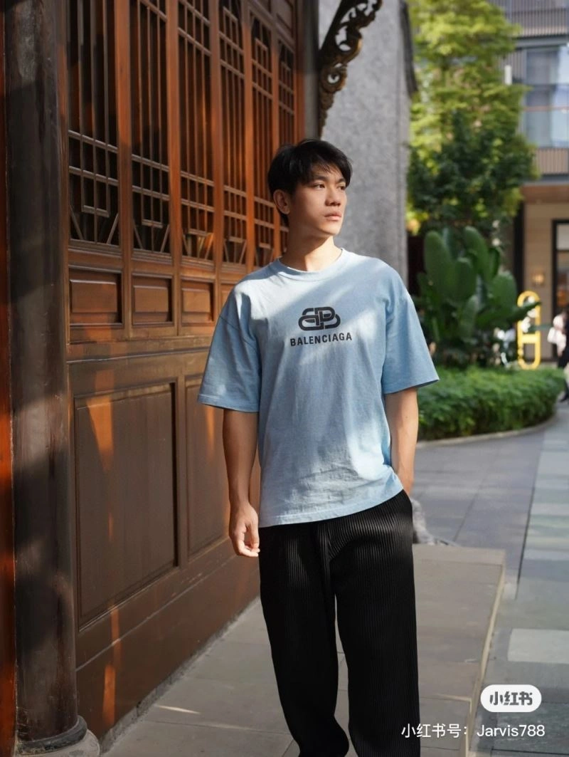 Durable Balenciaga T-Shirts 98046