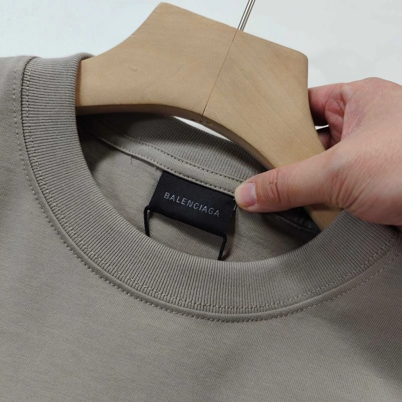 Balenciaga T-Shirts Resilient 98043