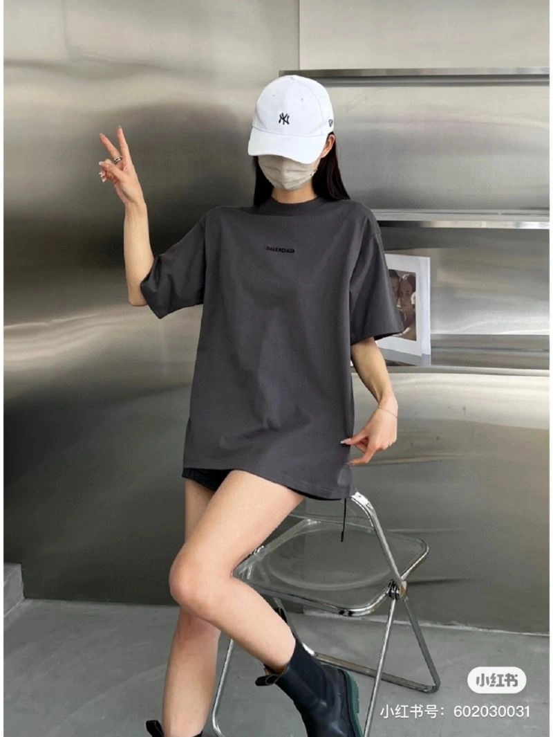 Balenciaga T-Shirts Resilient 98043