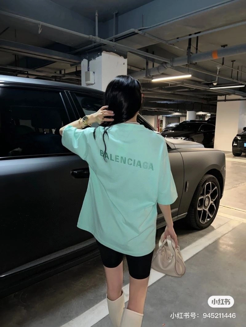 Balenciaga T-Shirts Resilient 98043
