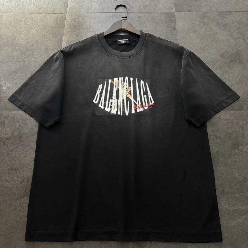 ComfortFit Balenciaga T-Shirts 98027
