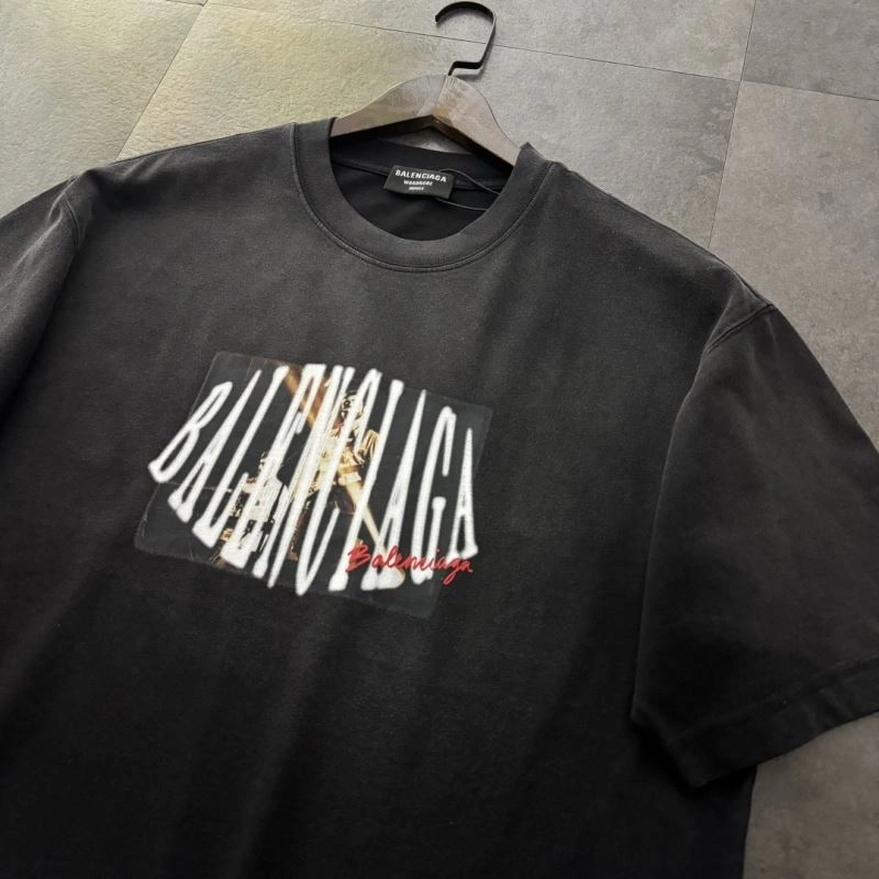ComfortFit Balenciaga T-Shirts 98027