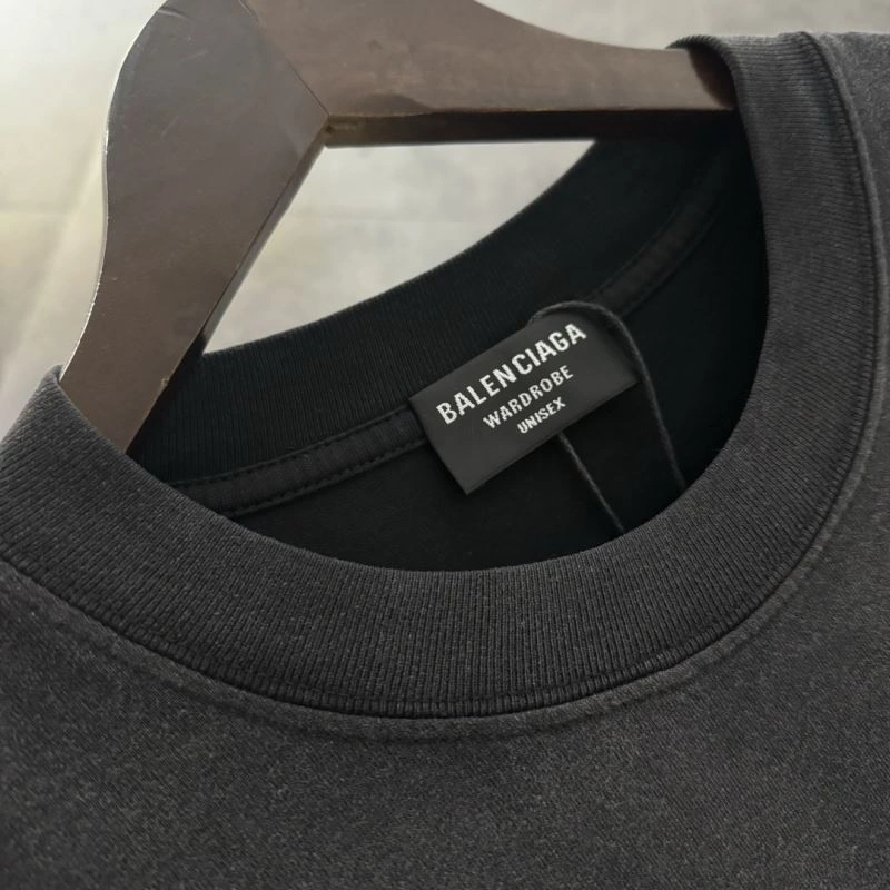 ComfortFit Balenciaga T-Shirts 98027
