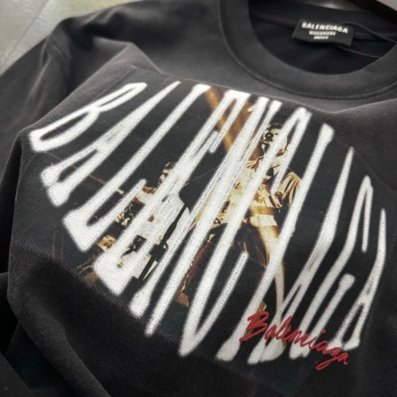 ComfortFit Balenciaga T-Shirts 98027
