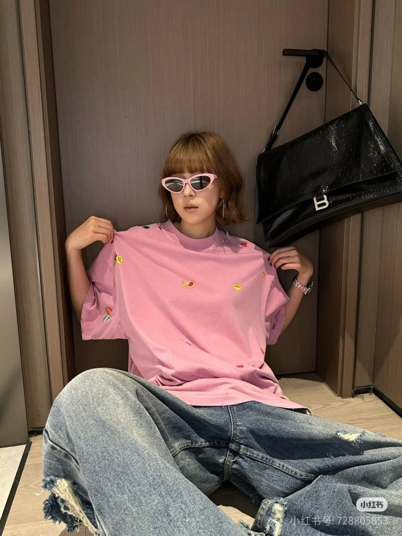 Balenciaga T-Shirts Modern 98020