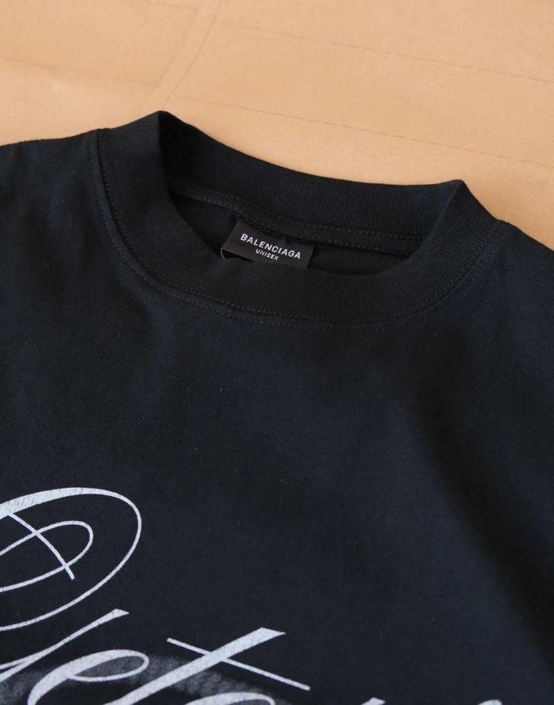 Balenciaga T-Shirts TimelessDesign 98017