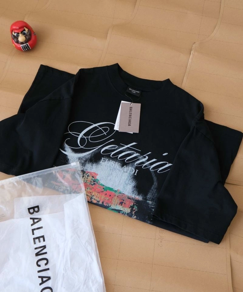 Balenciaga T-Shirts TimelessDesign 98017