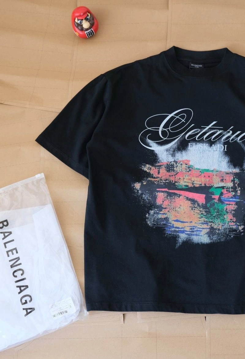 Balenciaga T-Shirts TimelessDesign 98017