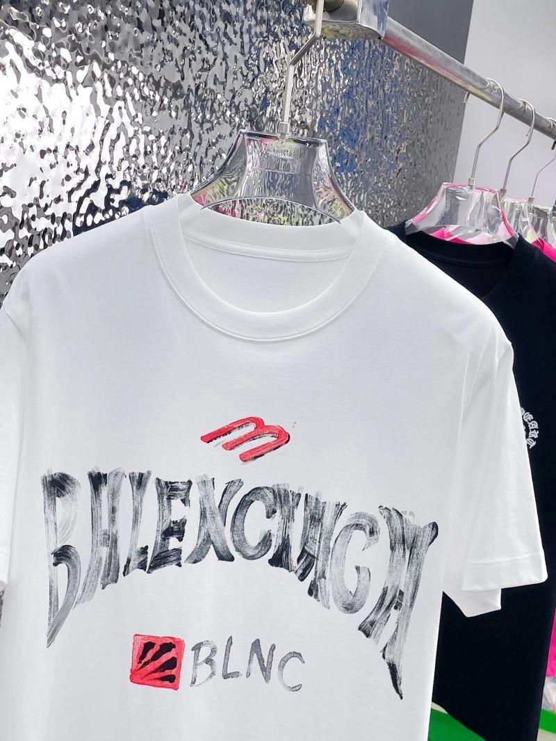 Effortless Balenciaga T-Shirts 97966