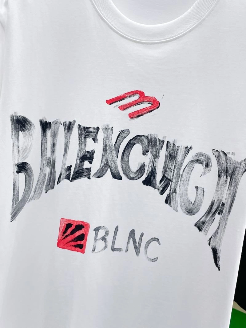 Effortless Balenciaga T-Shirts 97966
