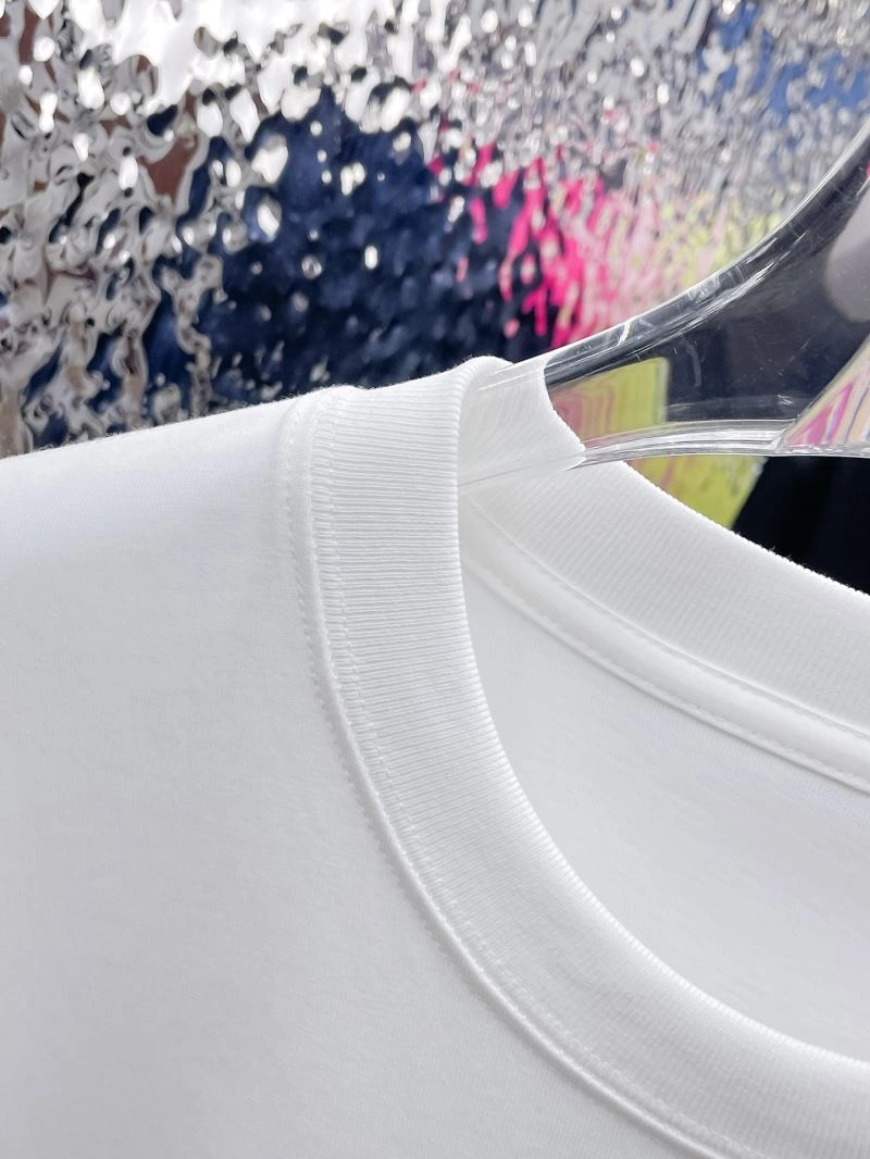 Effortless Balenciaga T-Shirts 97966