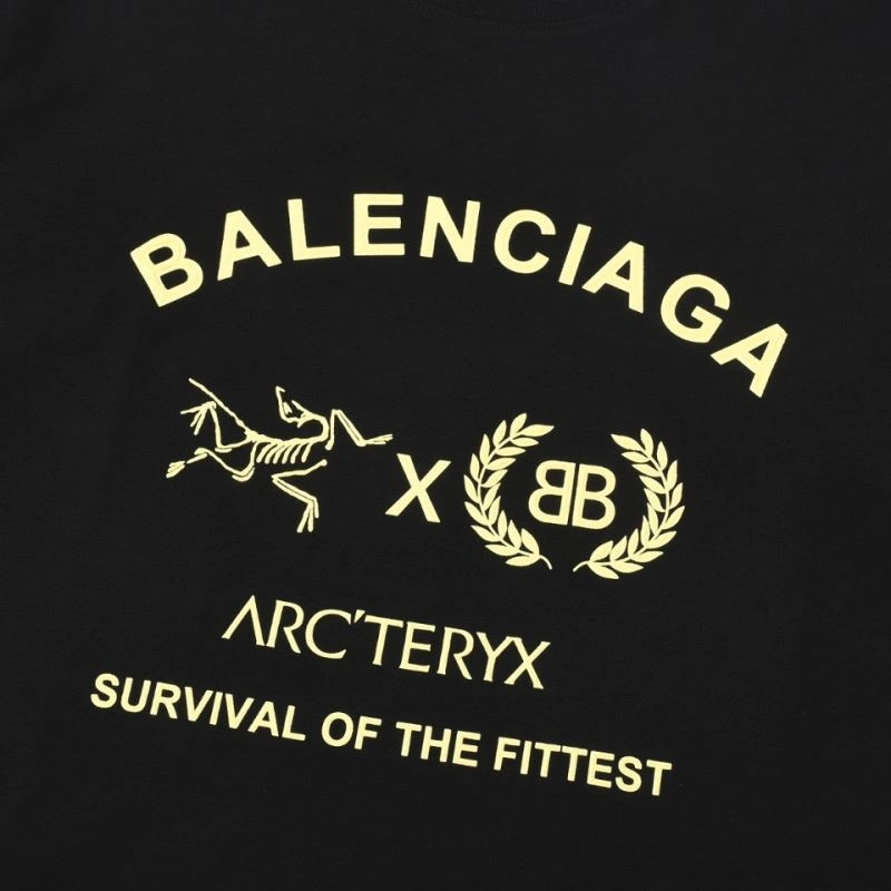 Balenciaga T-Shirts FashionForward 97950