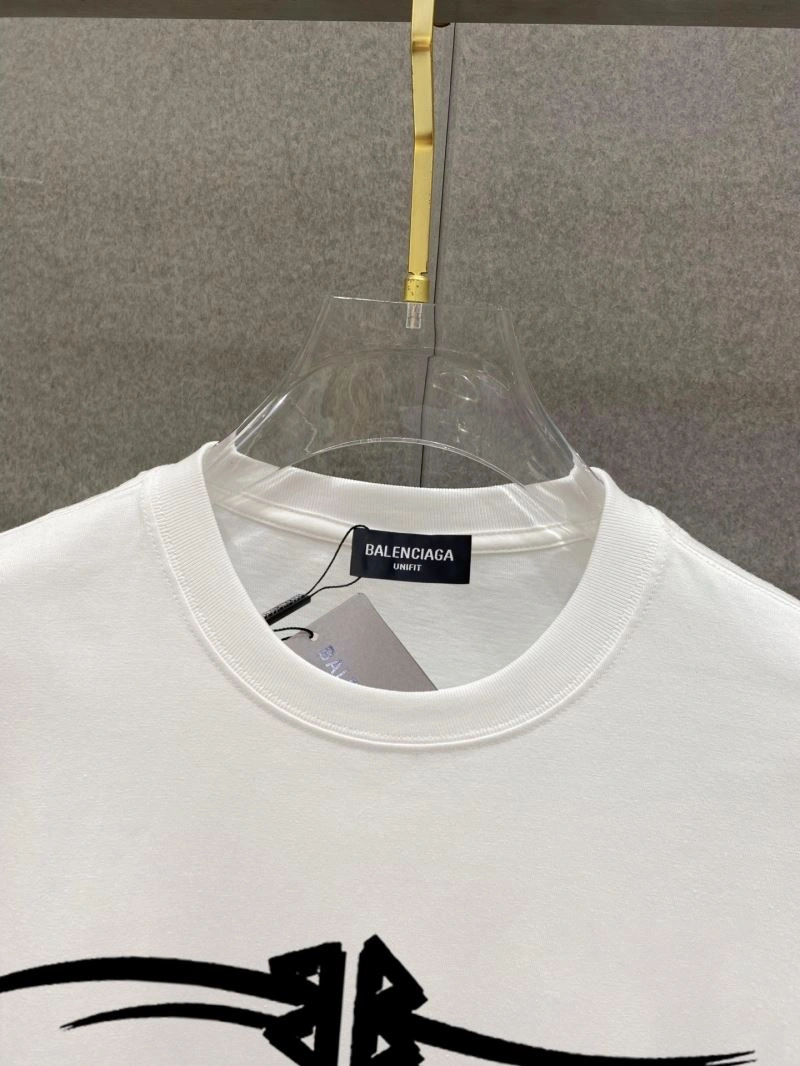 Durable Balenciaga T-Shirts 98005