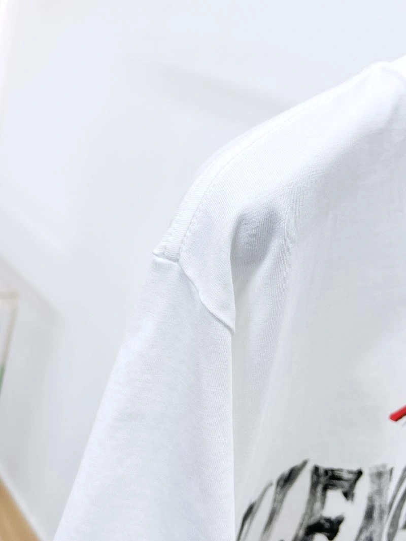 Elegant Balenciaga T-Shirts 97836