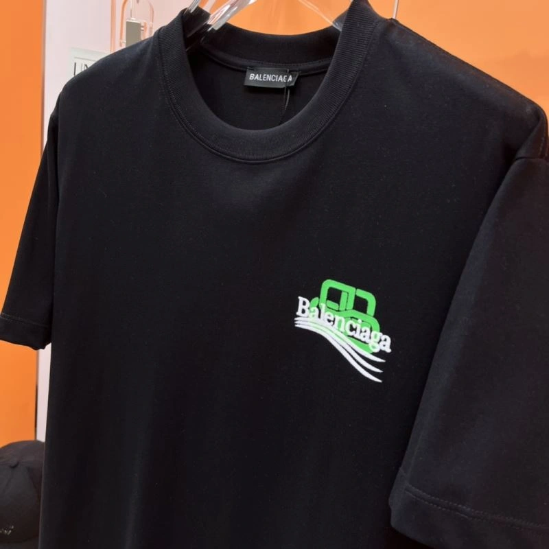 Balenciaga T-Shirts Resilient 97828