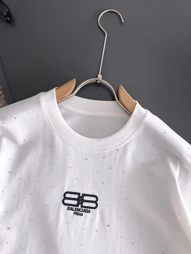 Elegant Balenciaga T-Shirts 97869