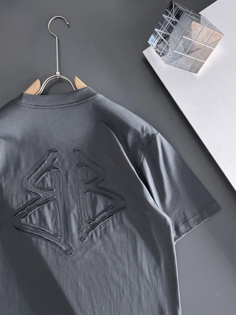 Sporty Balenciaga T-Shirts 97793