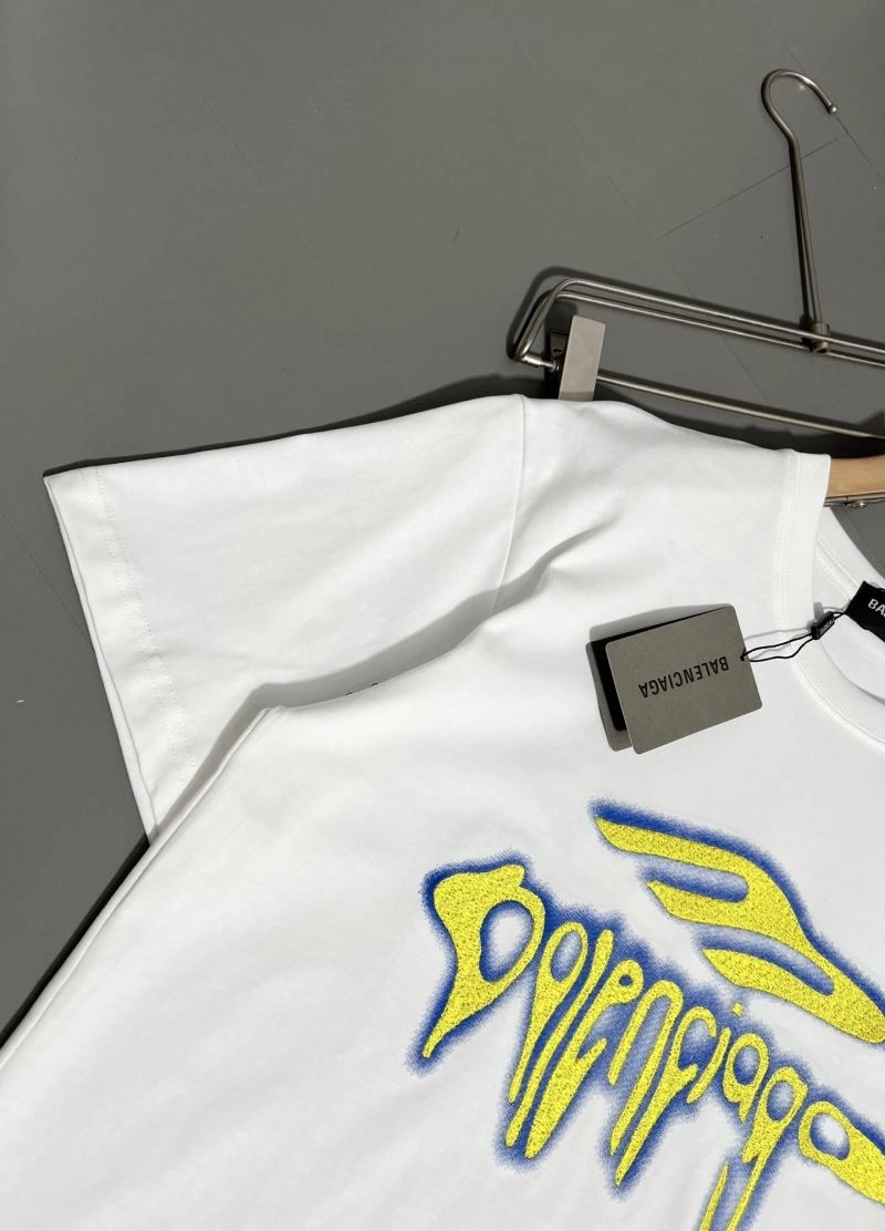 Balenciaga T-Shirts Comfortable 97862