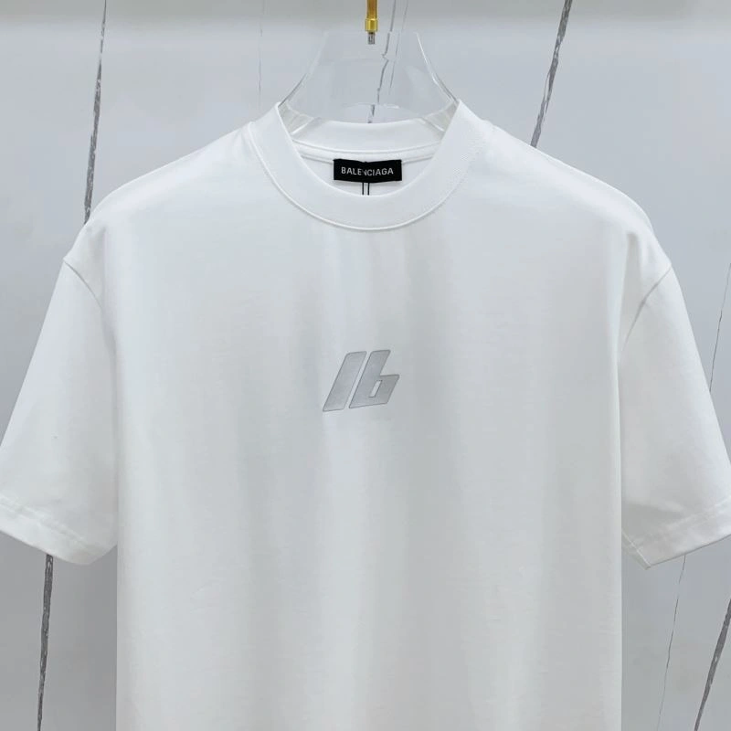 Snug Balenciaga T-Shirts 97801