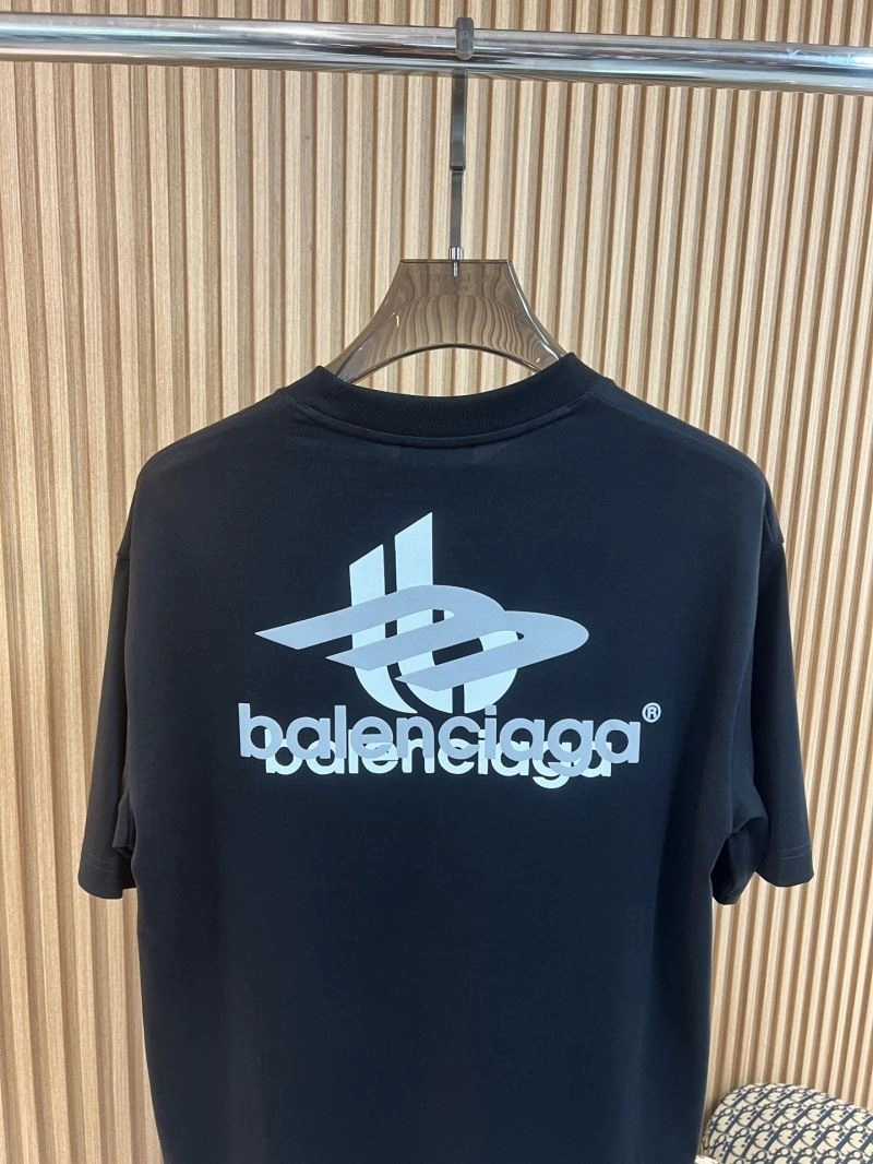 Balenciaga T-Shirts Sleek 97768