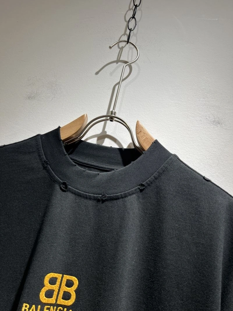 Lightweight Balenciaga T-Shirts 97752