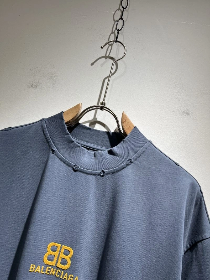 Contemporary Balenciaga T-Shirts 97757