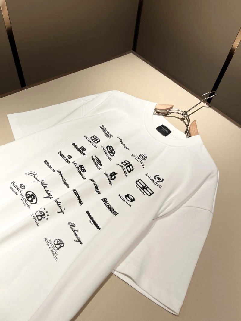 Trendsetting Balenciaga T-Shirts 97746