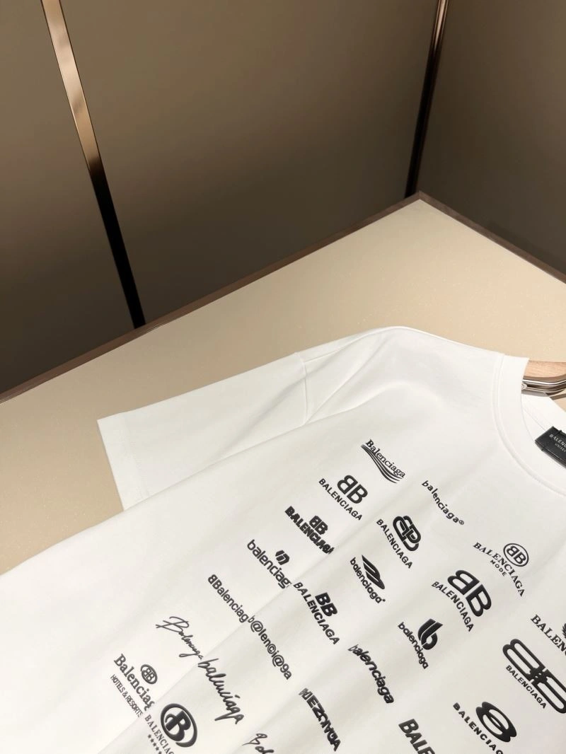 Trendsetting Balenciaga T-Shirts 97746