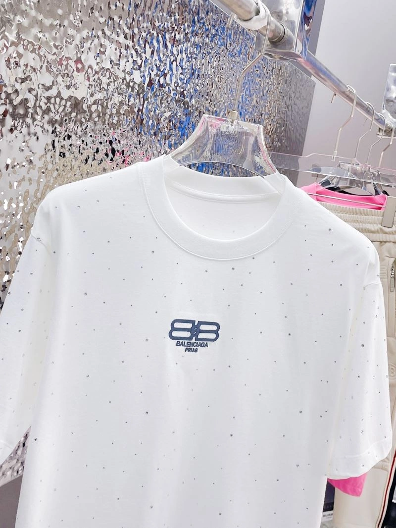 Soft Balenciaga T-Shirts 97744