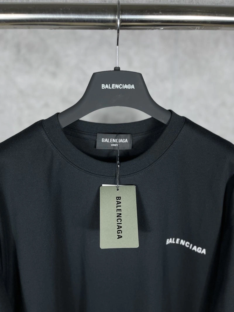 Practical Balenciaga T-Shirts 96415