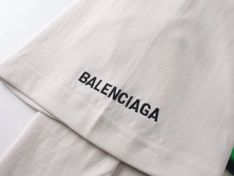 Resilient Balenciaga T-Shirts 96410