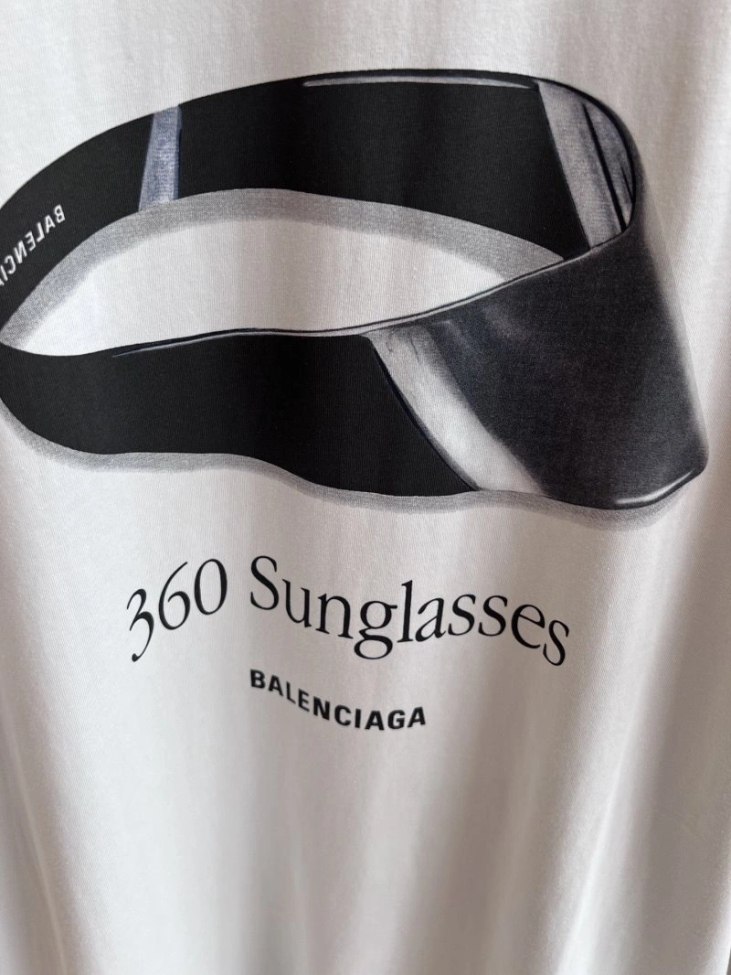 Chic Balenciaga T-Shirts 96394