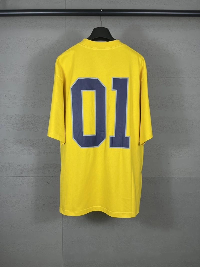 Balenciaga T-Shirts Versatile 96390
