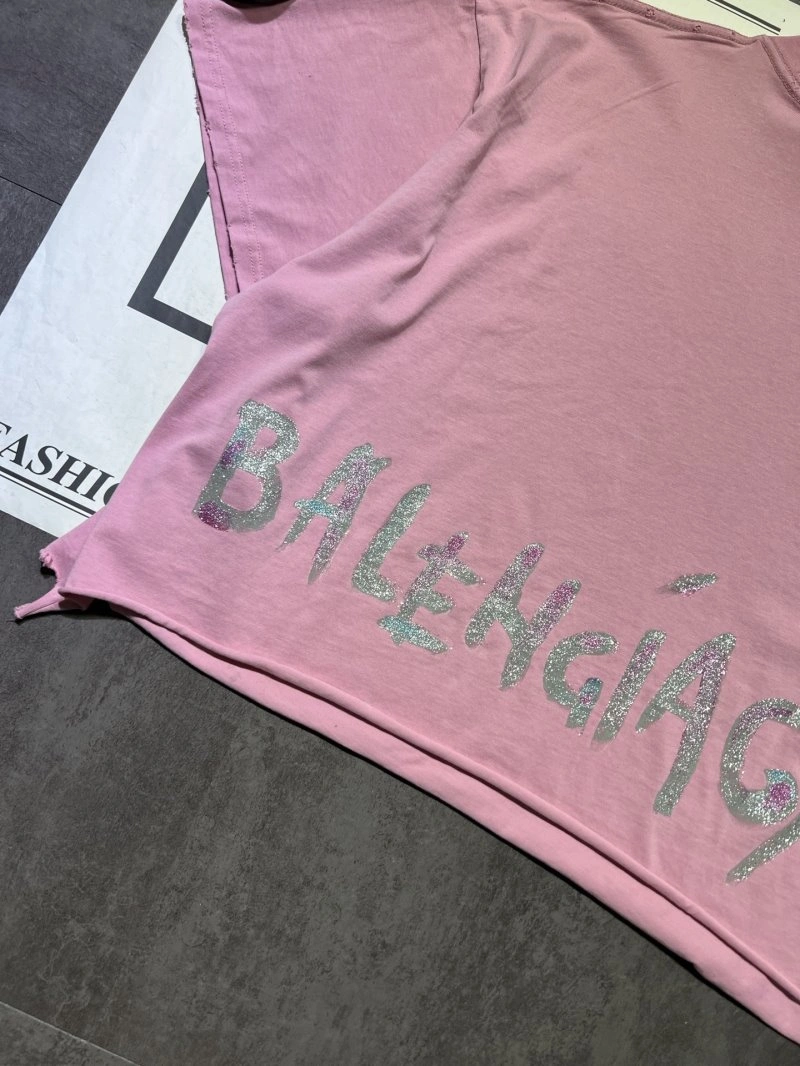 Cozy Balenciaga T-Shirts 96374