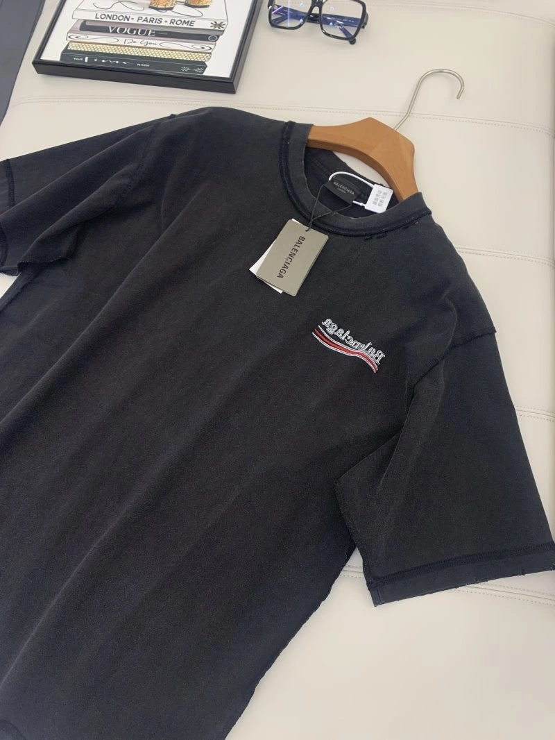 NewStyle Balenciaga T-Shirts 96337