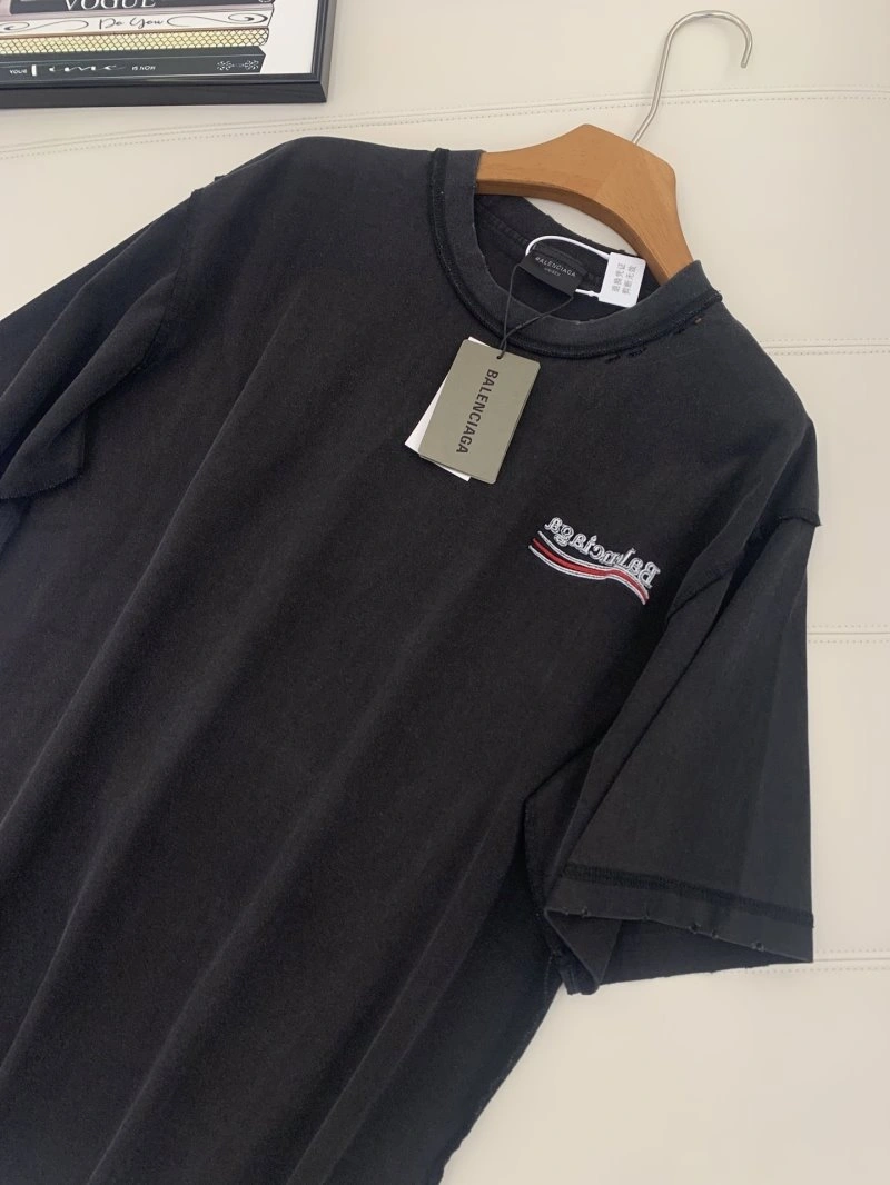 NewStyle Balenciaga T-Shirts 96337