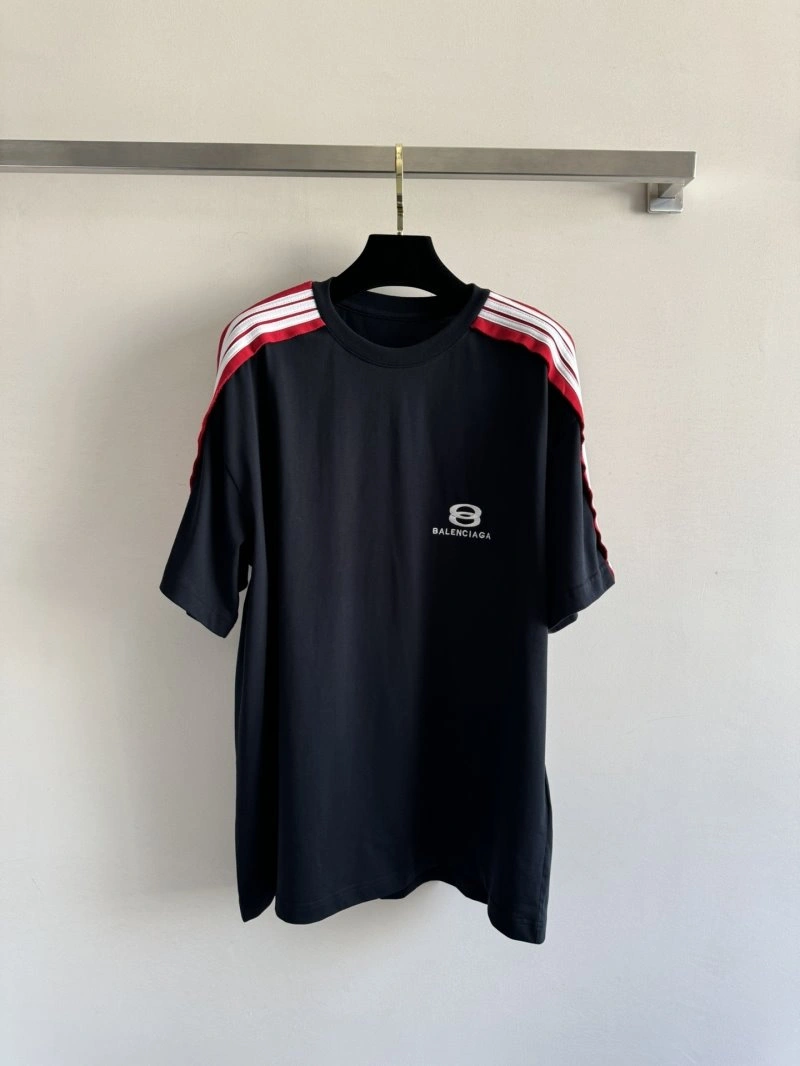 Balenciaga T-Shirts Comfortable 96299
