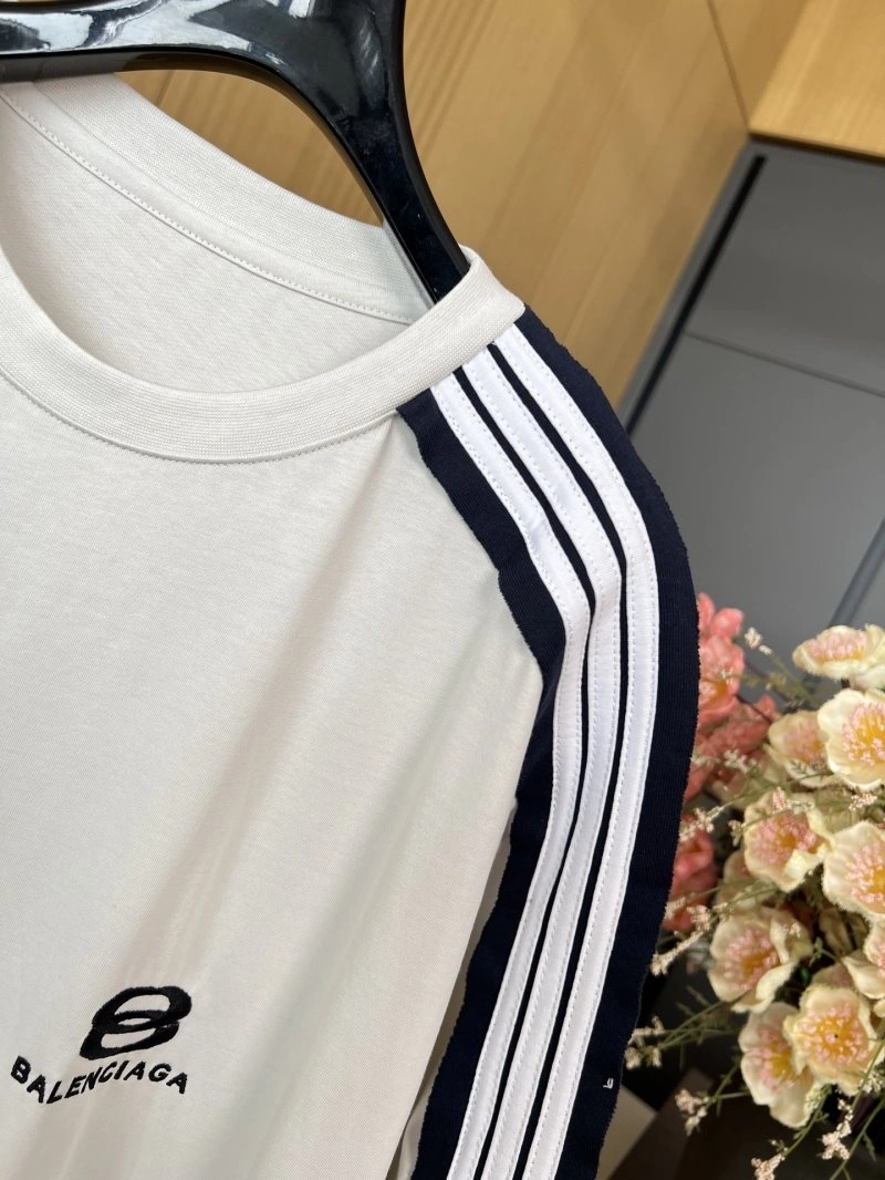 Balenciaga T-Shirts Comfortable 96287