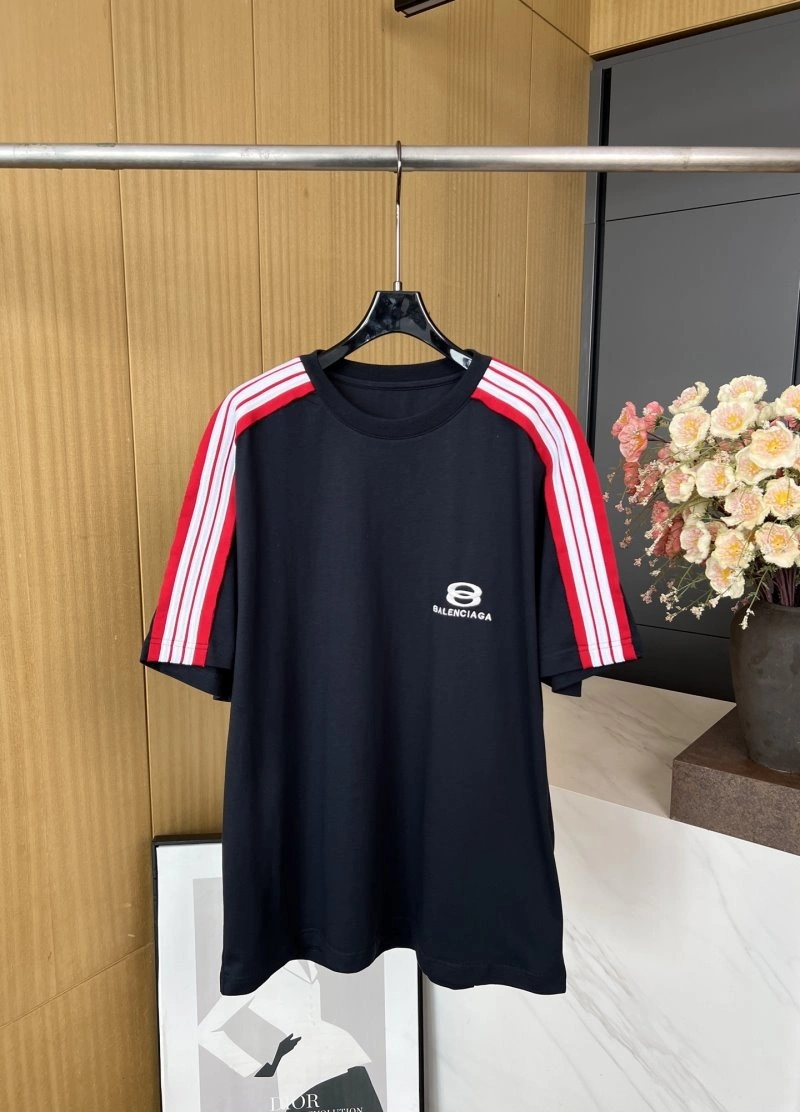 Bright Balenciaga T-Shirts 96286