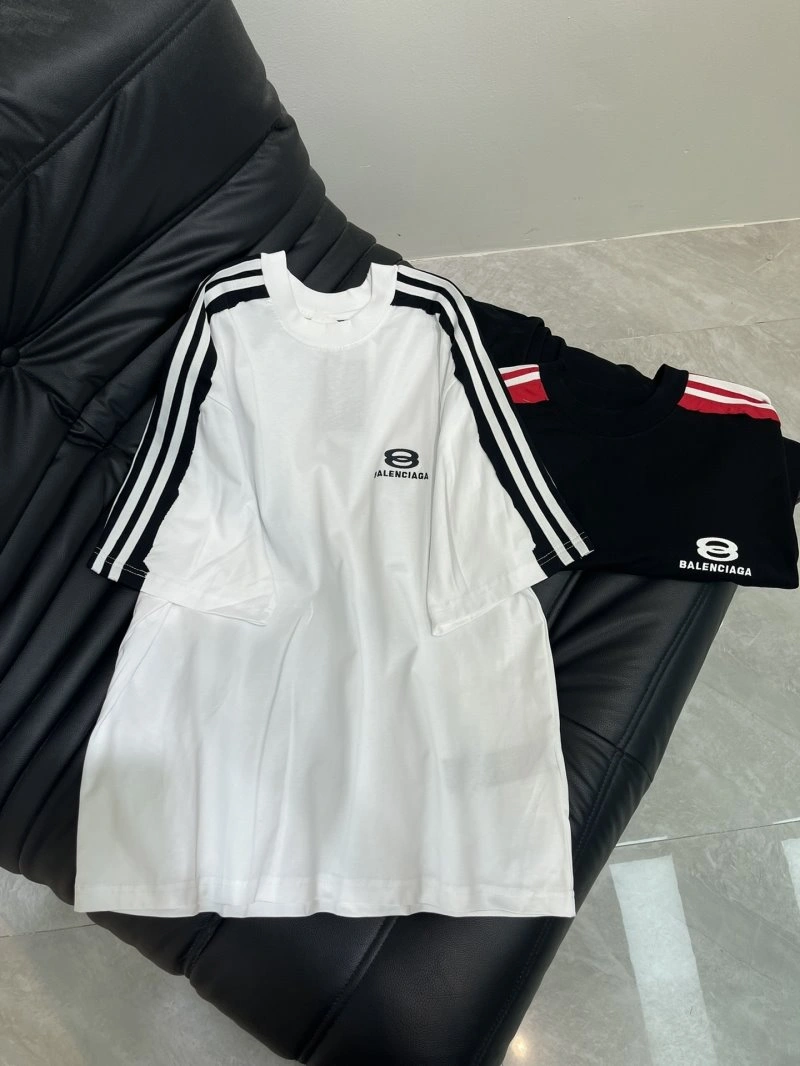 Balenciaga T-Shirts FashionForward 96276