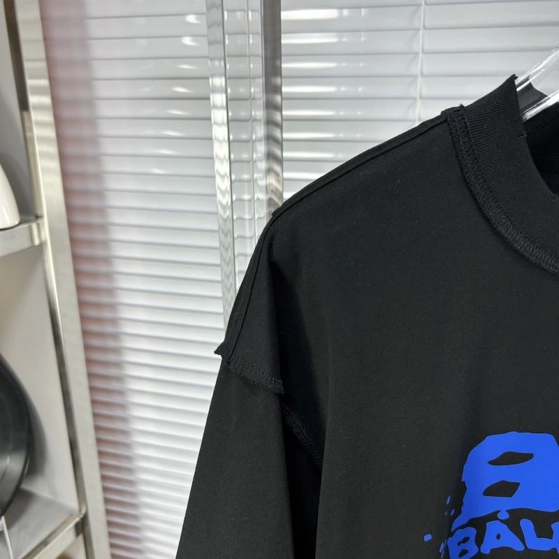 FlexibleFit Balenciaga T-Shirts 97642