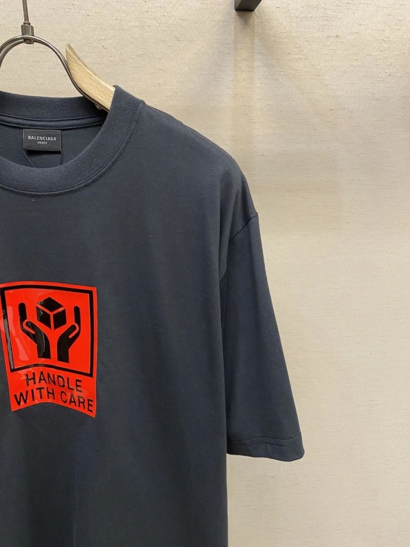 Sporty Balenciaga T-Shirts 97627