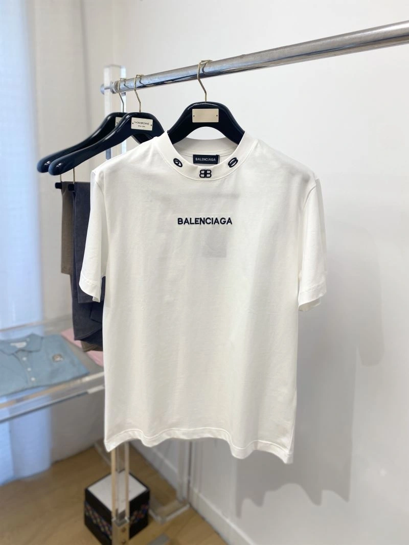 Elegant Balenciaga T-Shirts 97719