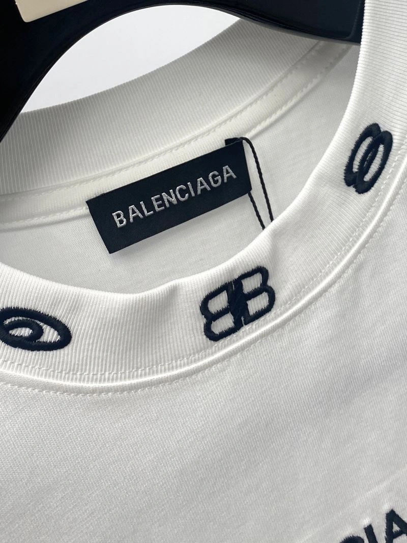 Elegant Balenciaga T-Shirts 97719
