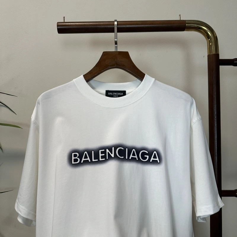 EyeCatching Balenciaga T-Shirts 97626